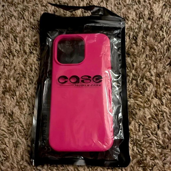 Brand new never used bought the wrong phone case size - Picture 1 of 1